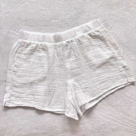 L.L. BEAN White Cloud Gauze High Rise Cover-Up Shorts--NWT--L - Picture 2 of 12